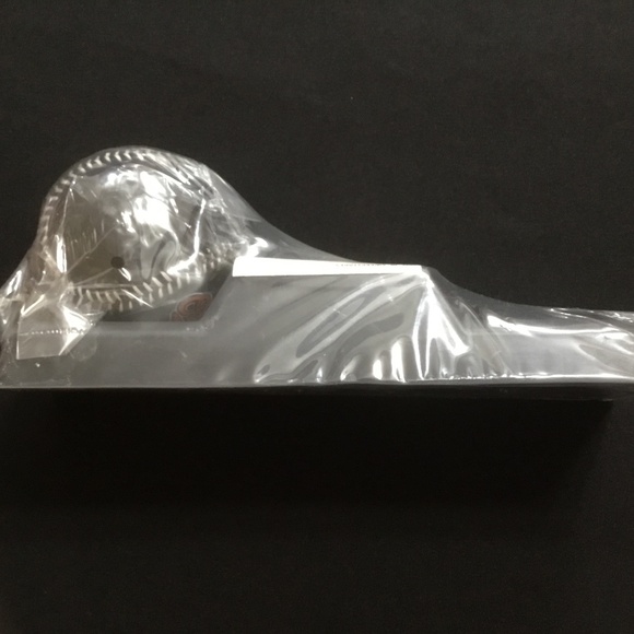 Limited Edition - Cal Ripken Baseball and a 3 ball holder (1995) - Picture 7 of 9